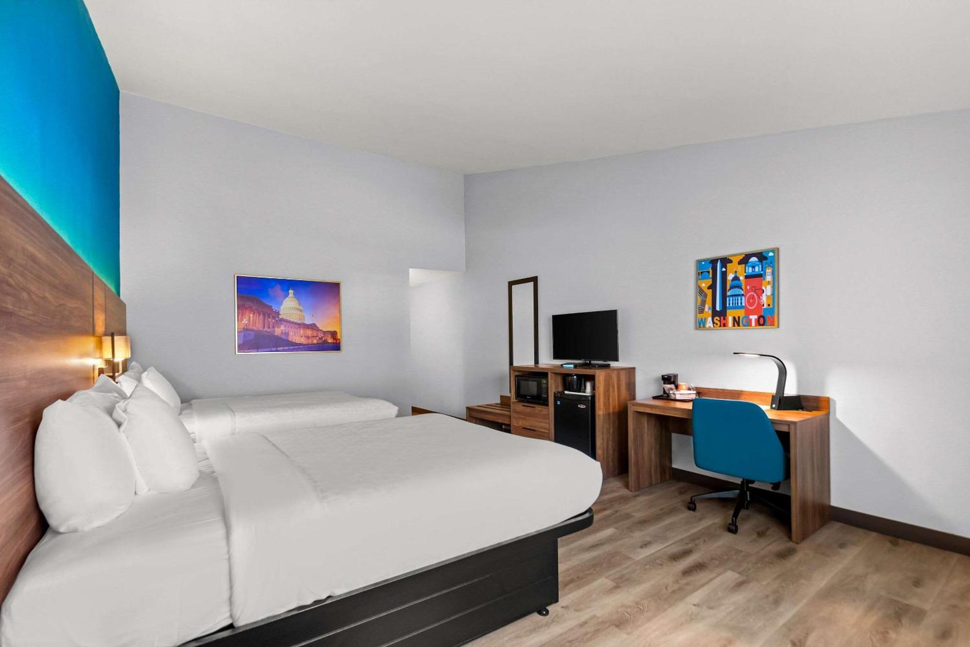 Clarion Inn Falls Church-Arlington Екстер'єр фото