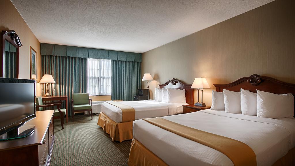 Clarion Inn Falls Church-Arlington Екстер'єр фото